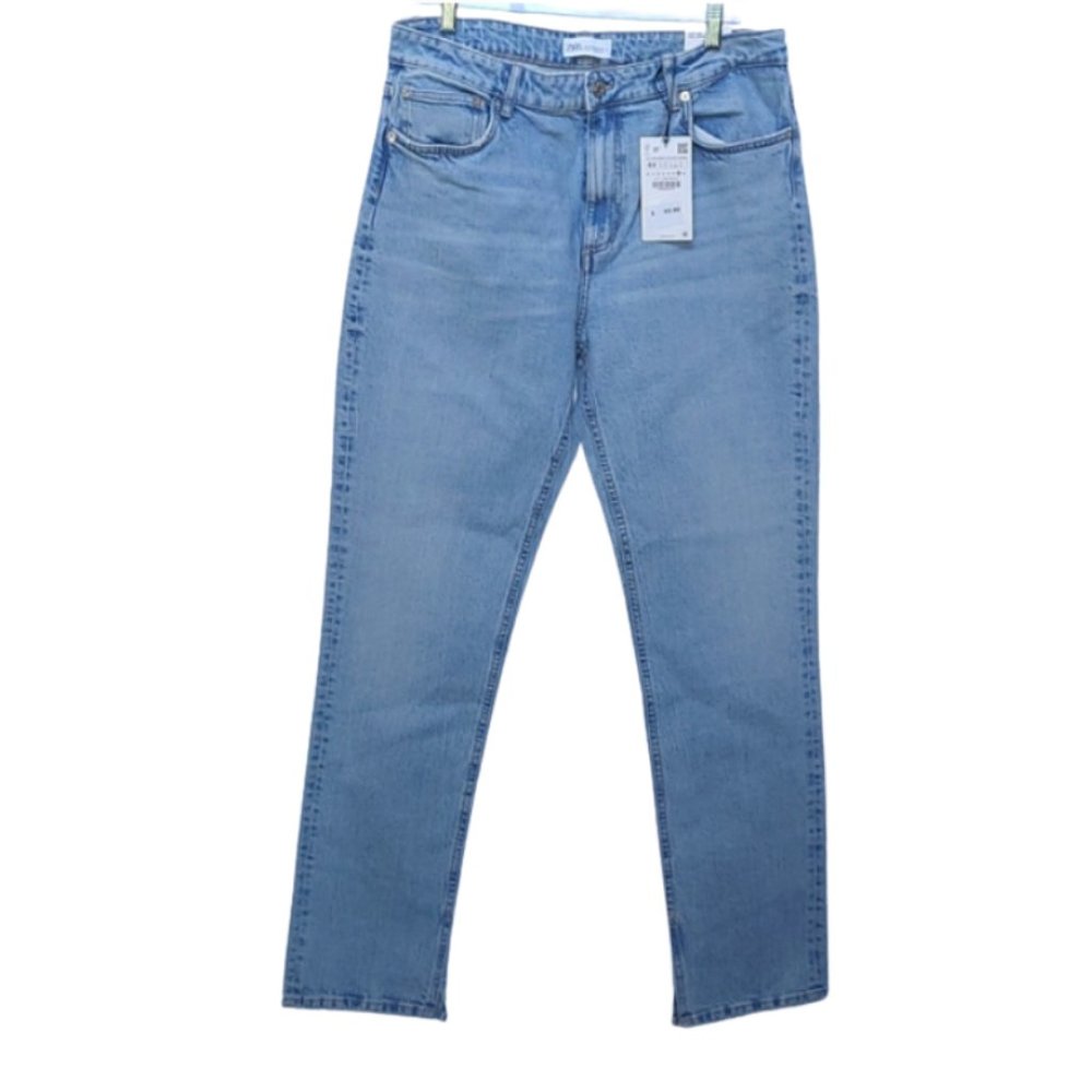NWT Zara Casual Straight Leg Jeans. Size 12. #2-0195